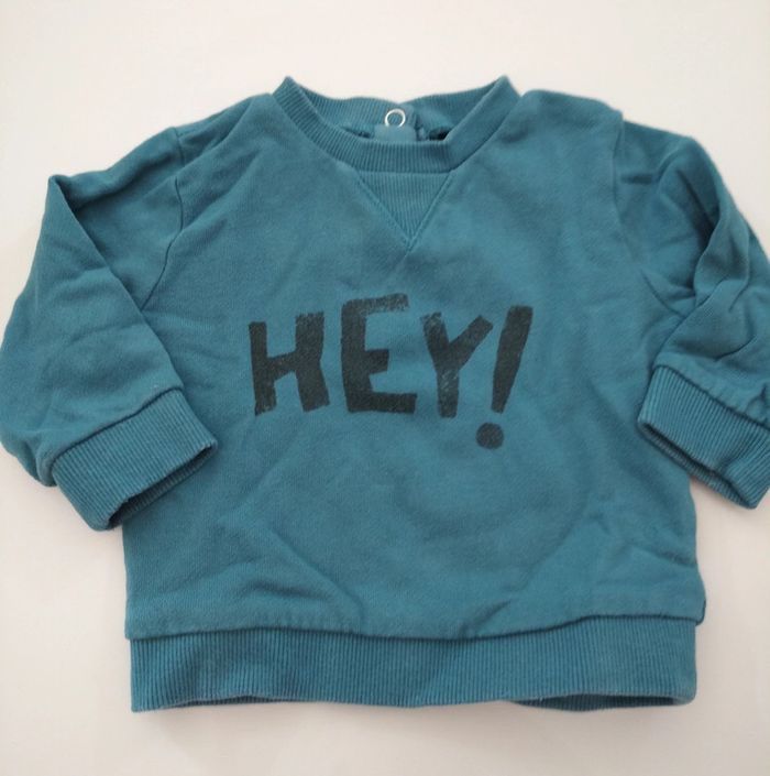 Pull bébé Kiabi 6 mois