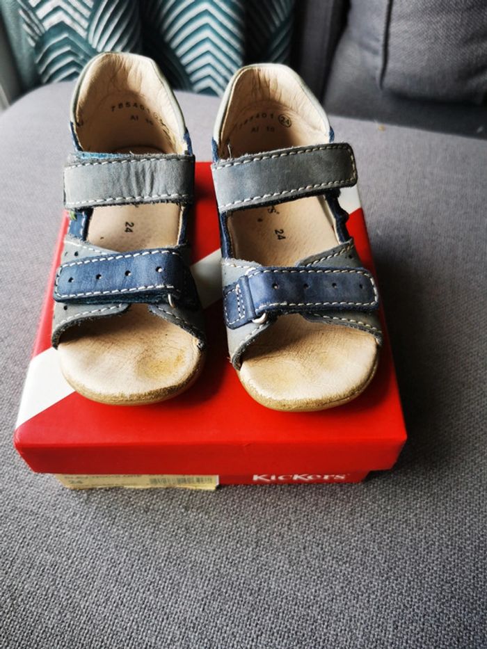 Sandales kickers taille 24 - photo numéro 2