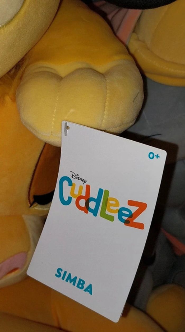 Pick-up Simba Cuddleez Disney - photo numéro 3