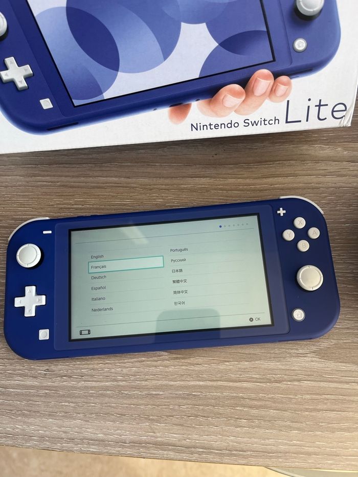 Console Nintendo switch Lite - photo numéro 5