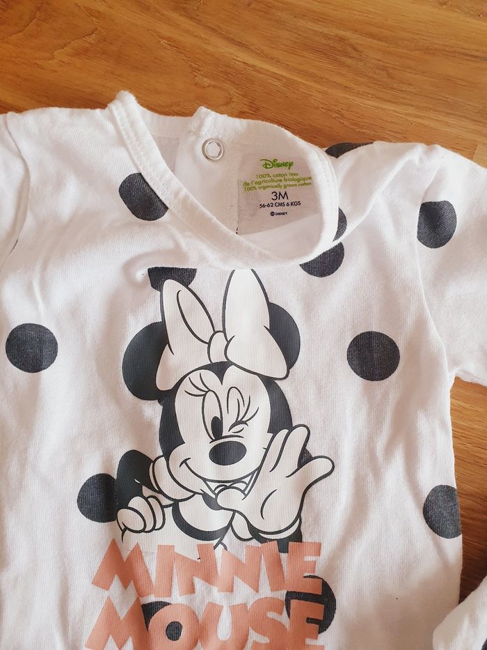 Lot pyjamas jumelles taille 3mois en très bon état. - photo numéro 5