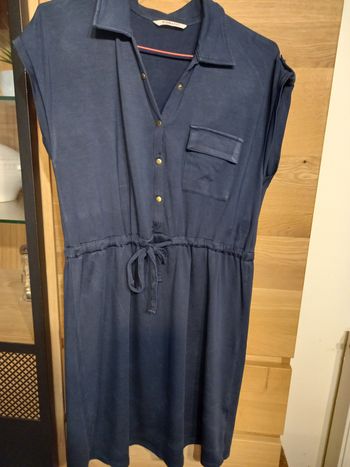 Robe bleue