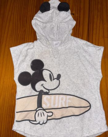 Sortie de bain, en excellent état, marque Disney Baby.