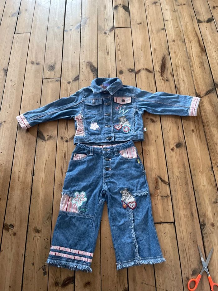 Ensemble pantalon, veste en jean Winnie, l’ourson