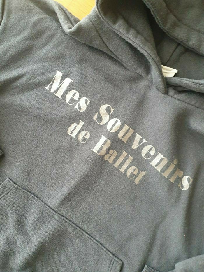 Sweat à capuche  Mes souvenirs de ballet 10 ans Zara effet chemise qui depasse - photo numéro 2