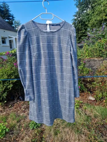 🖤 Robe élégante à motif 🖤