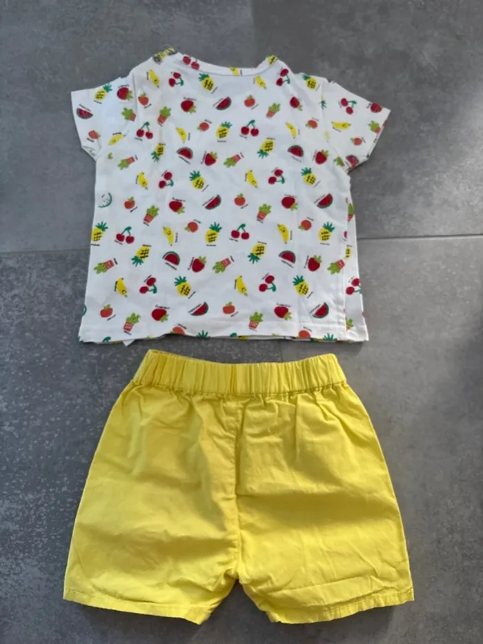 Ensemble short  et tee shirt été 12 mois - photo numéro 2