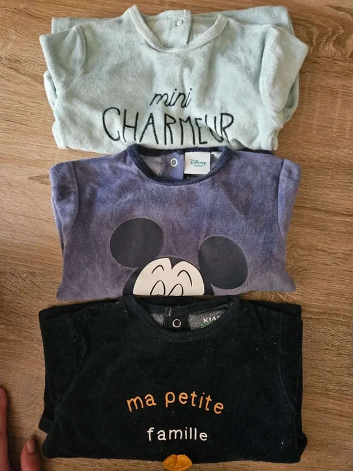 Lot de 10 pyjamas velours taille 9mois 🌸 - photo numéro 4
