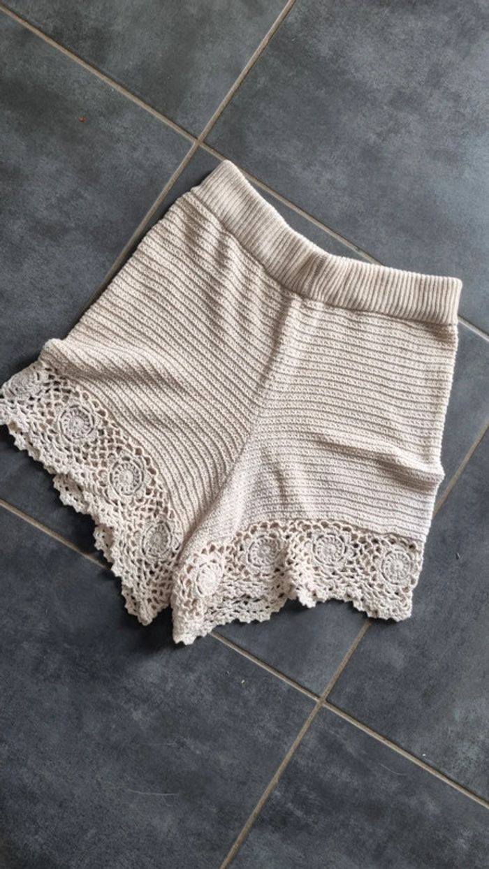 Short beige Maille crochet sympa M 38 40  élastique - photo numéro 2