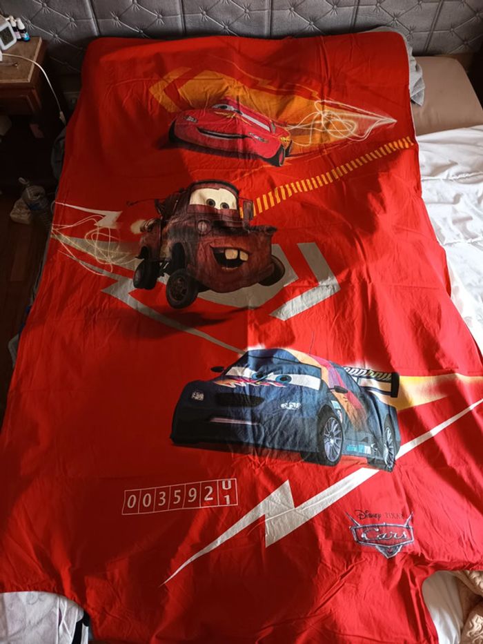 Ensemble housse de couette + 1 taie d'oreiller "Cars" (D83)