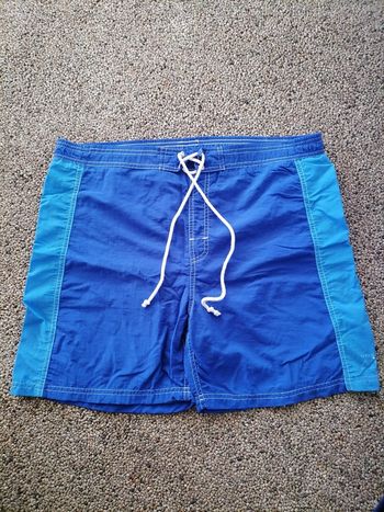 Short de bain 42/44