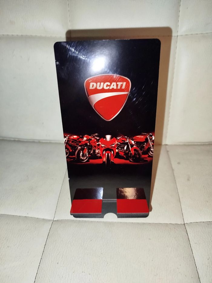 support téléphone motif ducati neuf