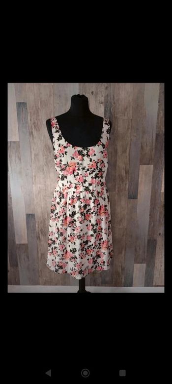 Robe fleurie jennyfer 40