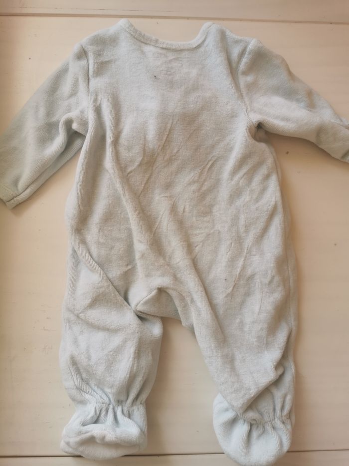 Pyjama 1 mois - photo numéro 4