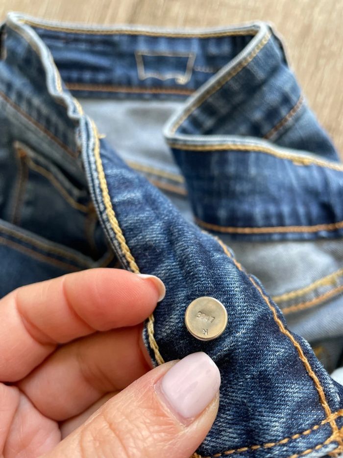 Jean levi’s slim taille 28 - photo numéro 6