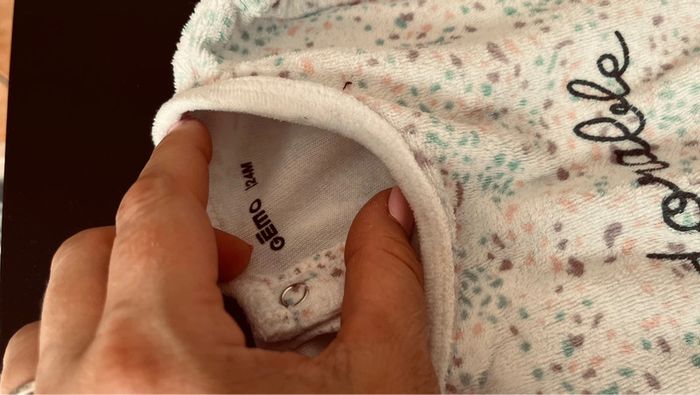 Pyjama 1 pièce 24 mois - photo numéro 2