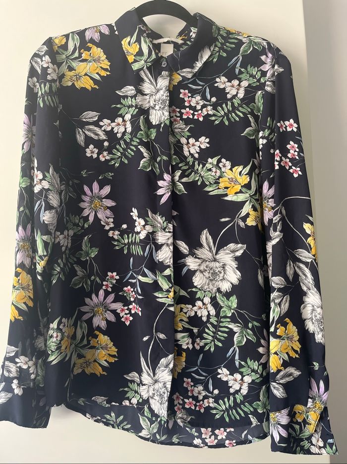 Chemise fleuri H&M taille 38