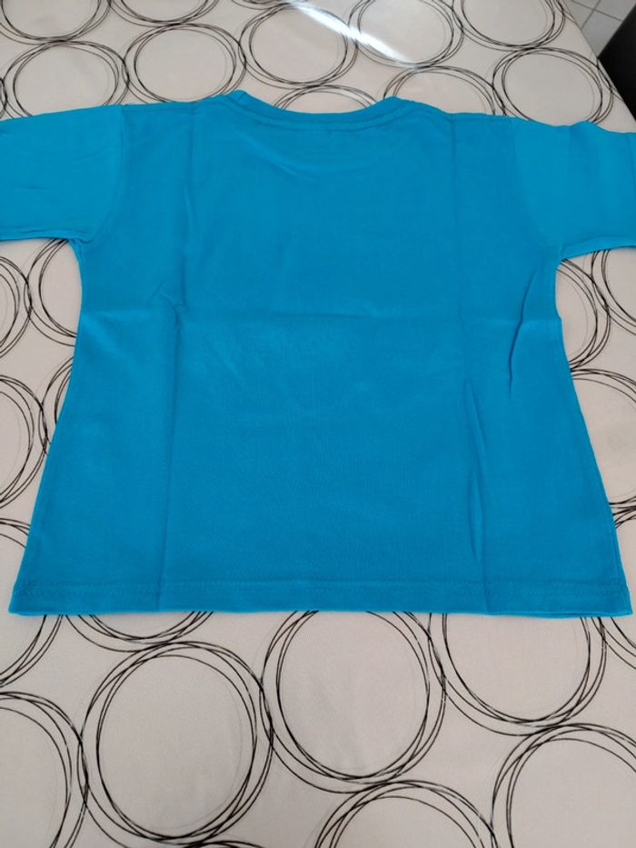 Tee shirt 6/8 ans Dubaï neuf - photo numéro 3