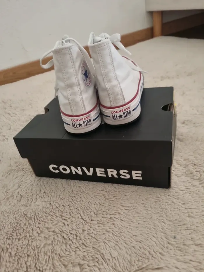 Converses montantes blanches - photo numéro 4