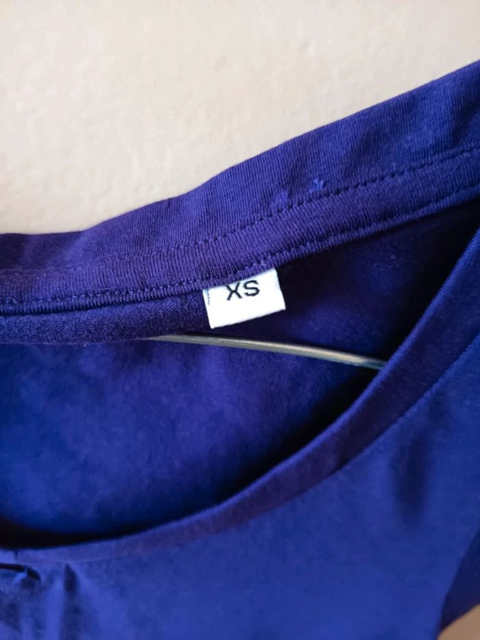 Tee-shirt manches courtes. - photo numéro 2