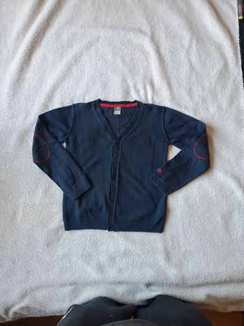 Gilet à boutons 8 ans