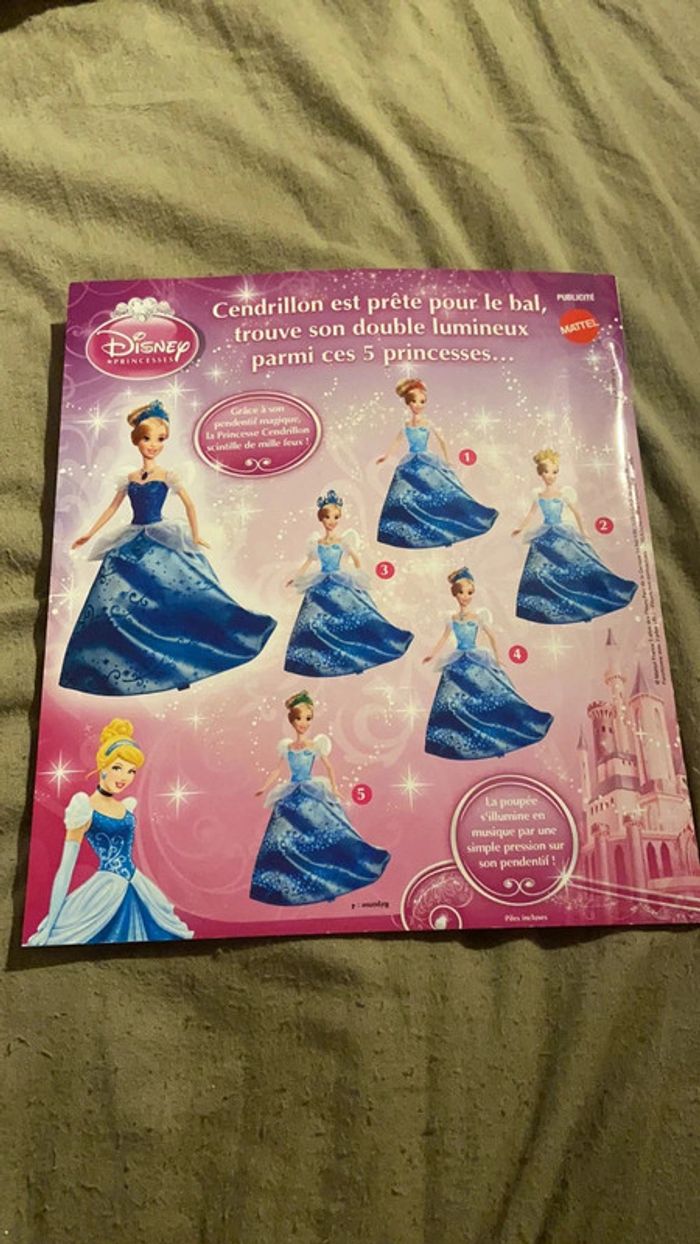 Magazine princesse poster jeux et histoire - photo numéro 2