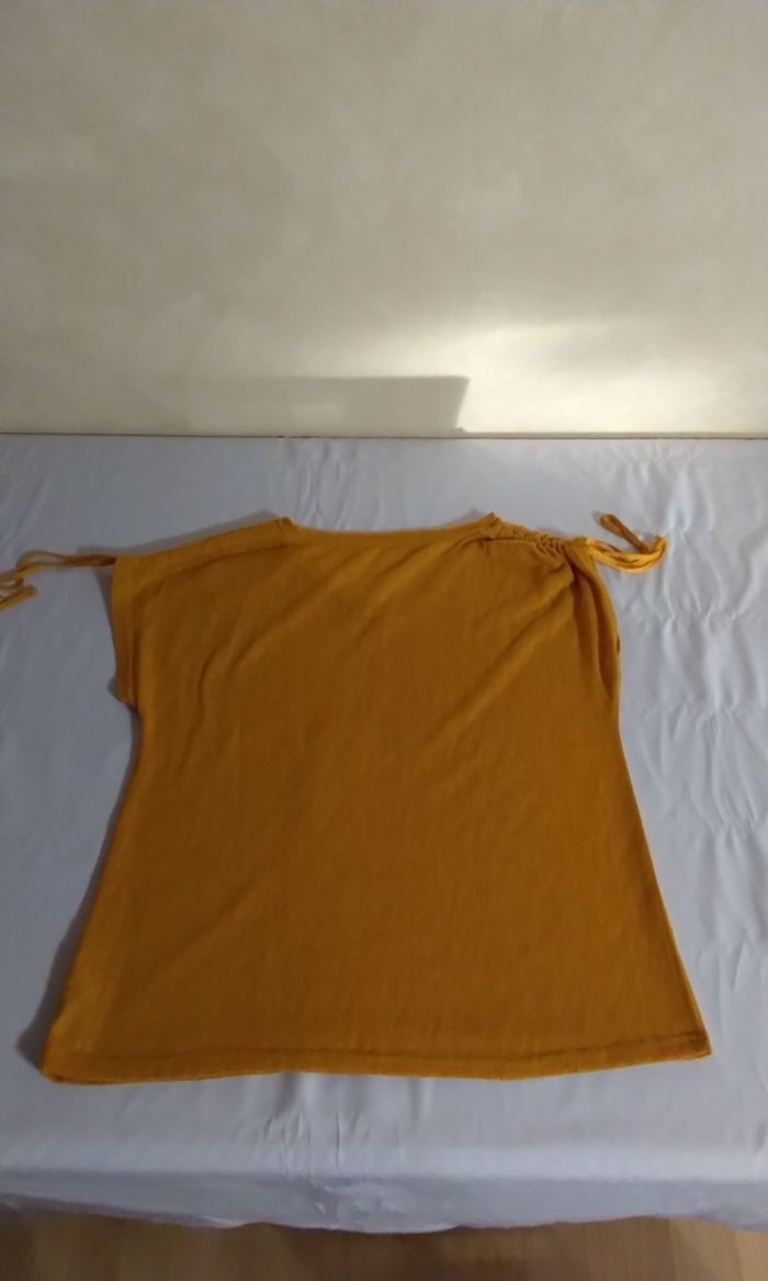 T-shirt haut - photo numéro 2