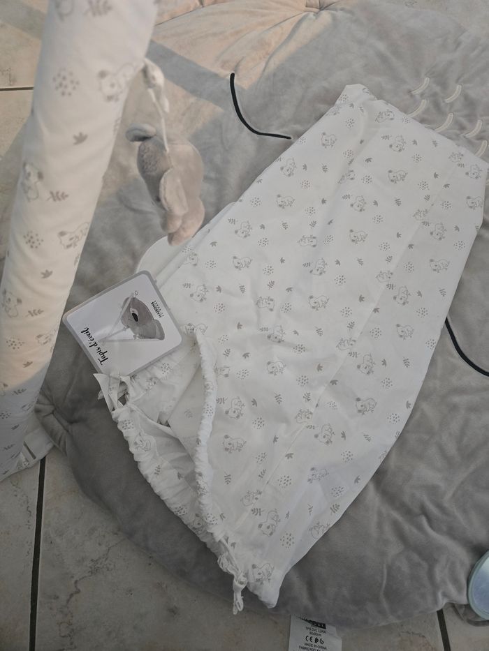DERNIERS JOURS...NEUF !!!!!(non utilisé)🏷 🤩😍sublime TAPIS D EVEIL BEBE (mixte) cherche un bébé pour s amuser avec moi 🐨 😍 - photo numéro 8