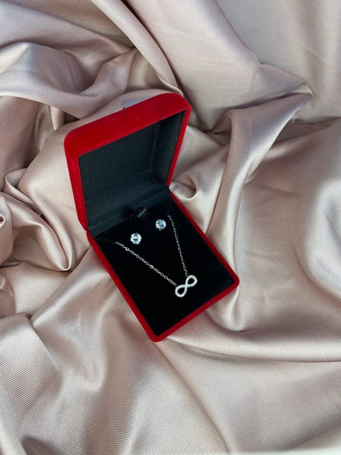 Collier et boucle avec écrin - photo numéro 2