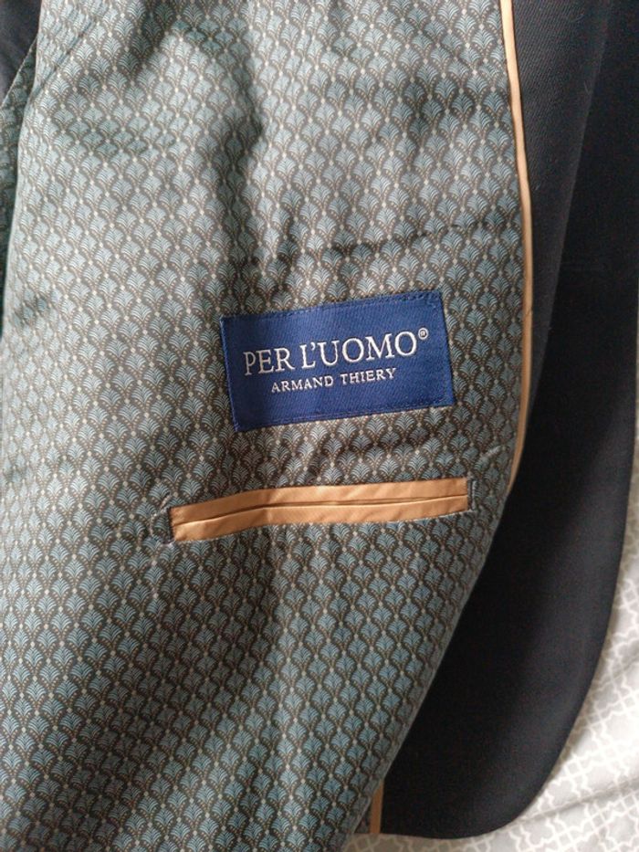 Veste + chemise + cravate Armand Thierry - photo numéro 10