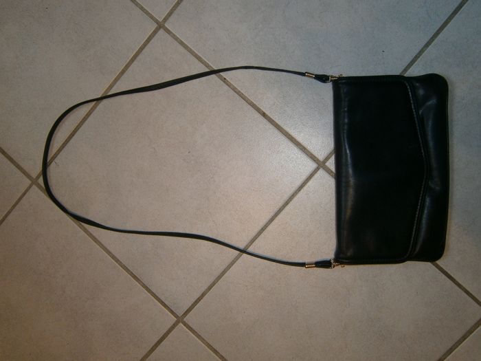 Sac à mains en cuir bleu marine - photo numéro 5