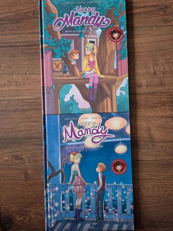 Lot  de 2 bandes dessinées  Nanny  Mandy