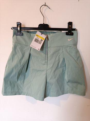 Short Nike bleu clair – neuf avec étiquette