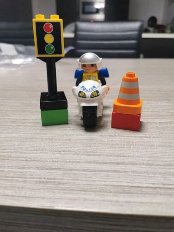 Lego duplo policier moto 5679