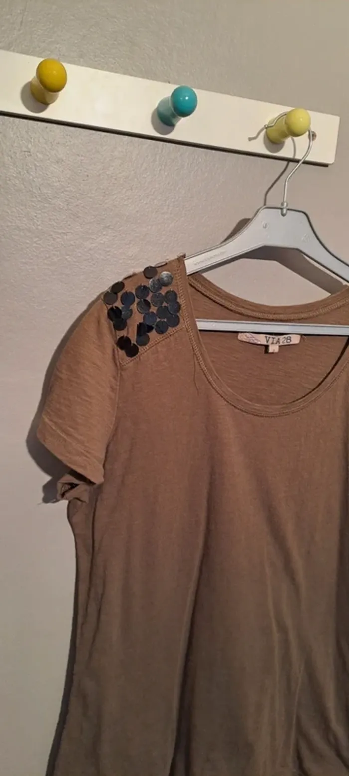 T Shirt marron/kaki - Marque Via 28 - Taille 40 - Bon état. - photo numéro 4