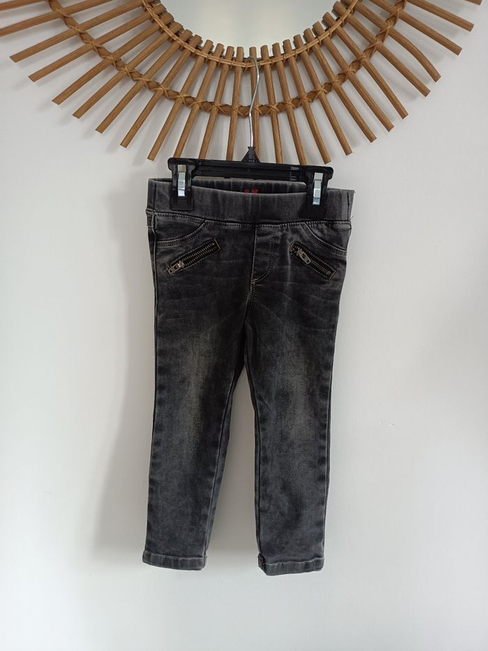 Jeans jegging tape a l'oeil 2ans