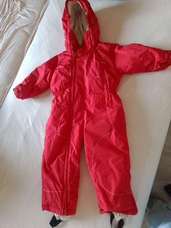 Combinaison de ski rouge taille 3 ans wed'ze