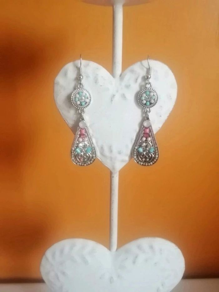 🌸Boucles dormeuses ovales serties de perles colorées 🌸 - photo numéro 3