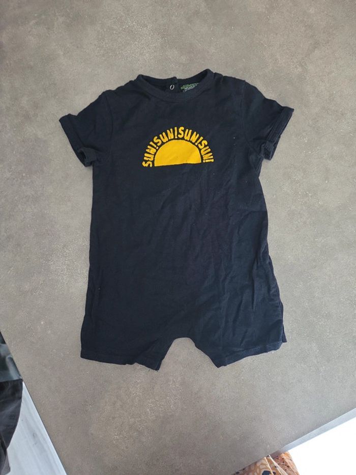 Combishort bébé garçon été 100% coton bleu marine motifs soleil T18mois TBE kiabi