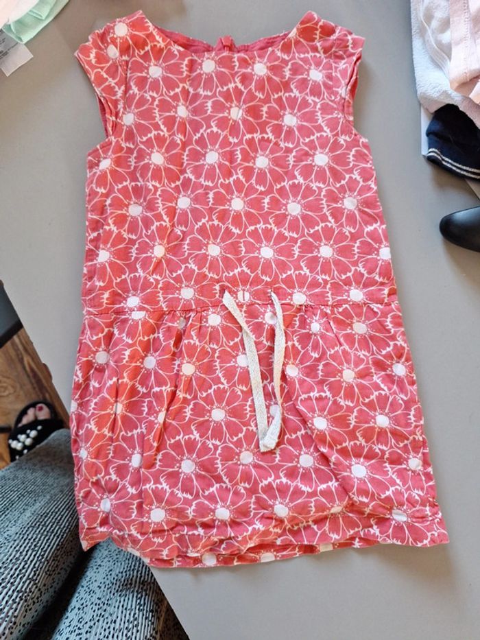 Robe fleur 2/3 ans - photo numéro 2