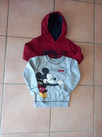 Lot de pull/sweat 3 ans