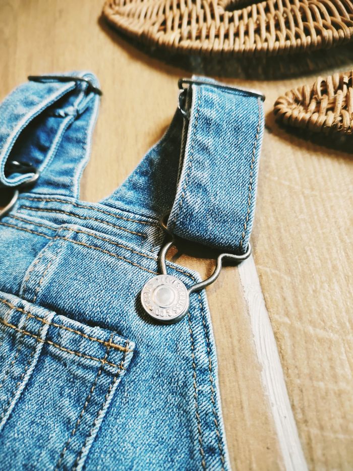 👖Levi's Strauss - Salopette en jean bleu mixte fille/garçon modèle Shortall -taille 3mois - photo numéro 4