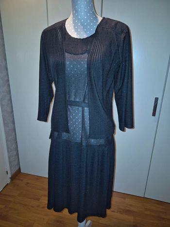Robe et gilet transparent