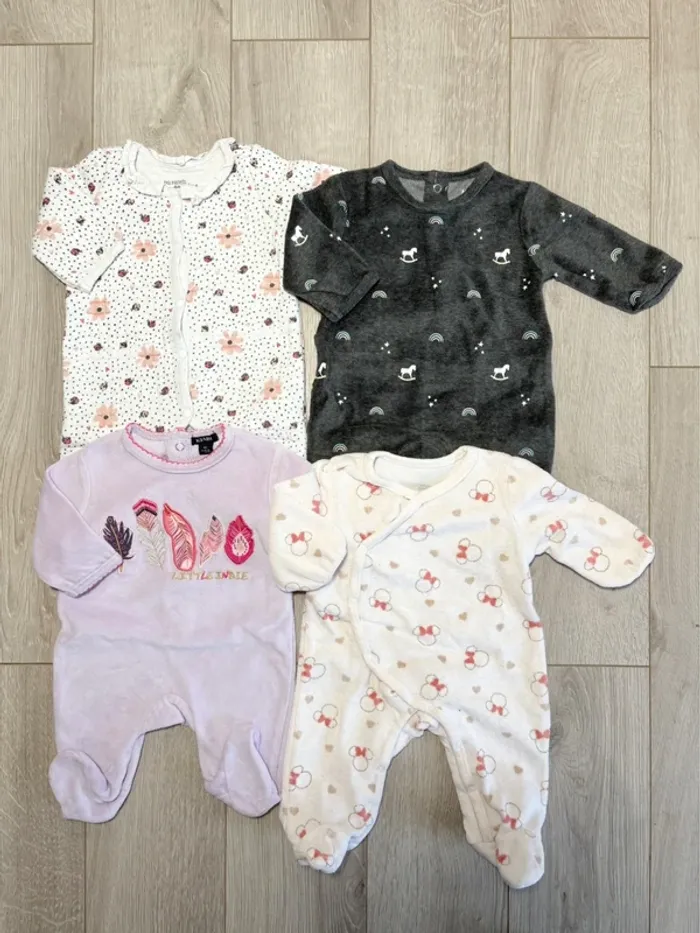 Lot pyjama velours 1mois fille