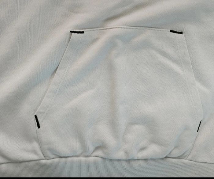 Sweat à capuche 13/14 ans - photo numéro 4