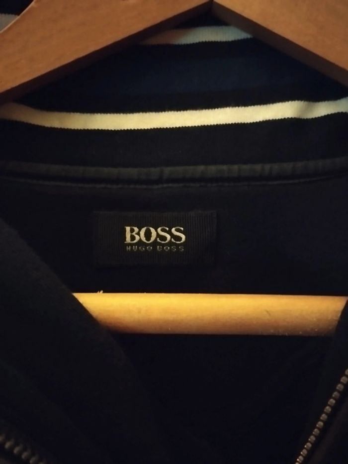 Lot de 2 pulls zip sport homme taille L. Nike et boss - photo numéro 3