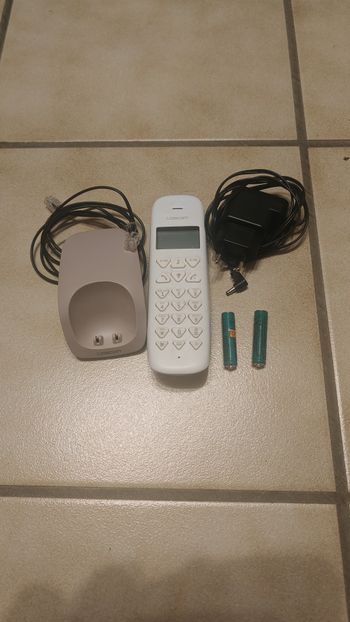 Téléphone sans fil (fixe) Logicom Vega 150 - blanc et violet