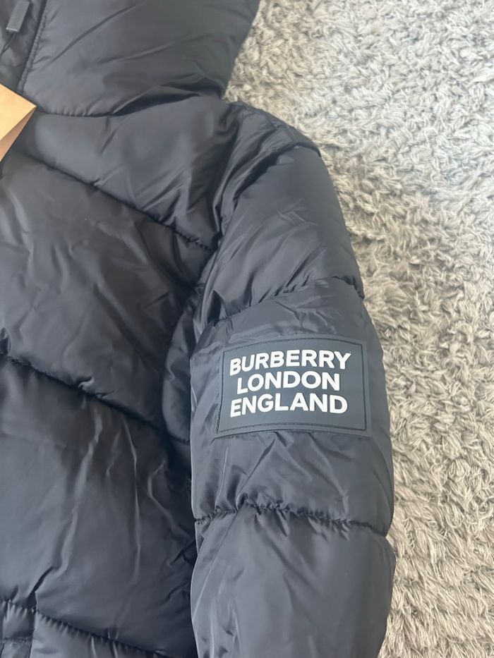 Doudoune burberry - photo numéro 3