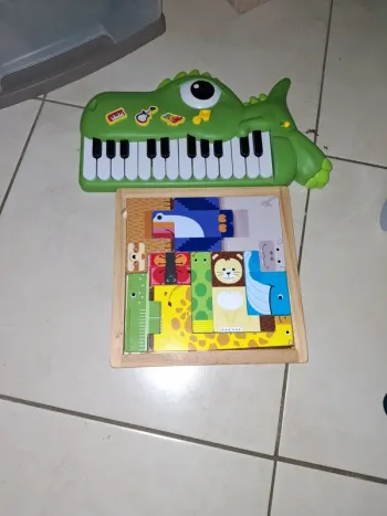 Lot de 2 jouets