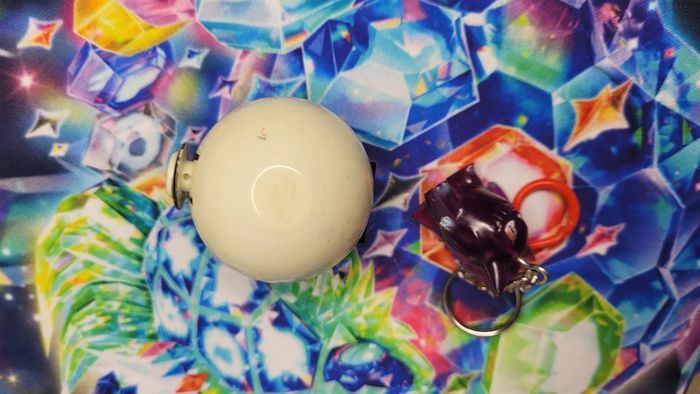 Figurine Pokémon Ectoplasma Transparent avec Pokéball et porte-clés - photo numéro 8